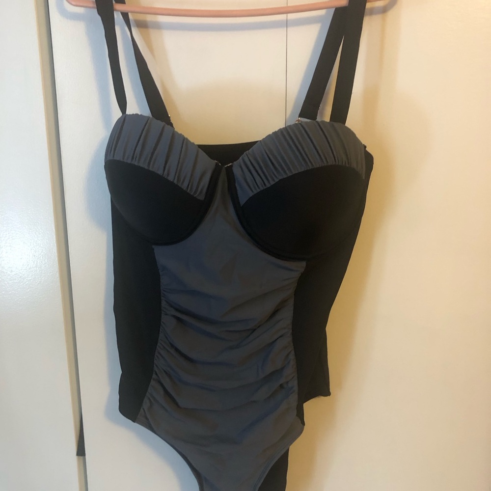 Very Flattering & Sheik-Swimsuit Black and Gray One-Piece Swimsuit